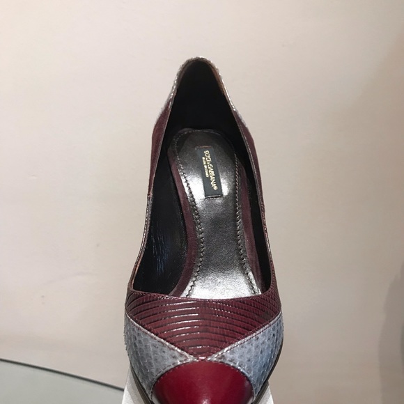 Dolce and Gabbana multi patch work pumps - Picture 2 of 5